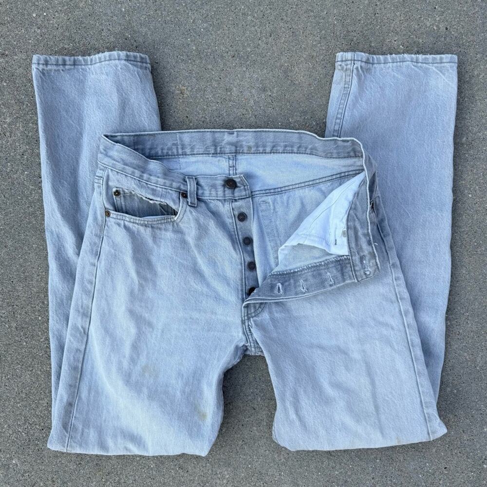 VTG 80s Levi’s 501 Button Fly Light Gray Original fit Straight Leg Jeans 33x34
